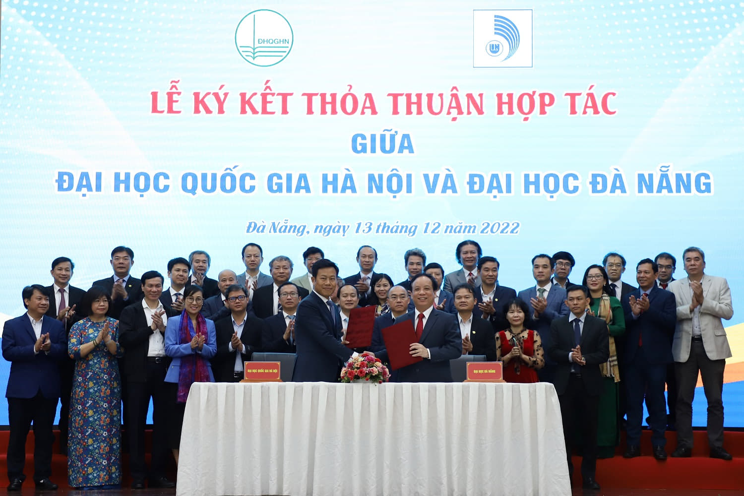 Ký kết Thỏa thuận hợp tác với ĐHQG Hà Nội